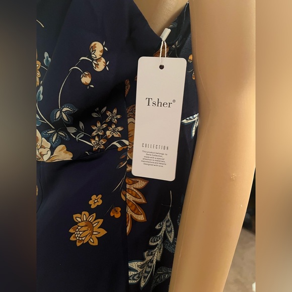 Floral Satin Material Dress - Picture 4 of 6